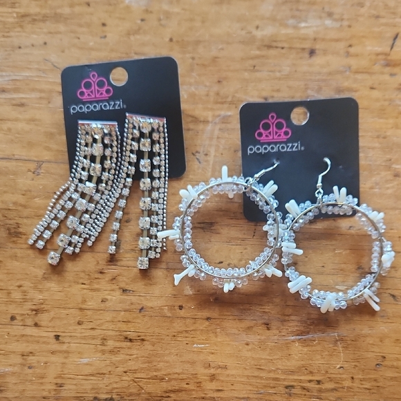 paparazzi Accessories - Paparazzi Dazzling Silver and White Earring Duo